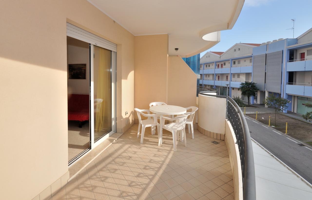 Residence Millennium Bibione Exteriör bild