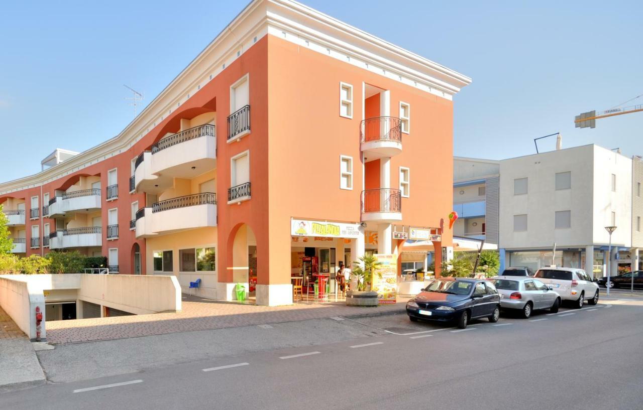 Residence Millennium Bibione Exteriör bild